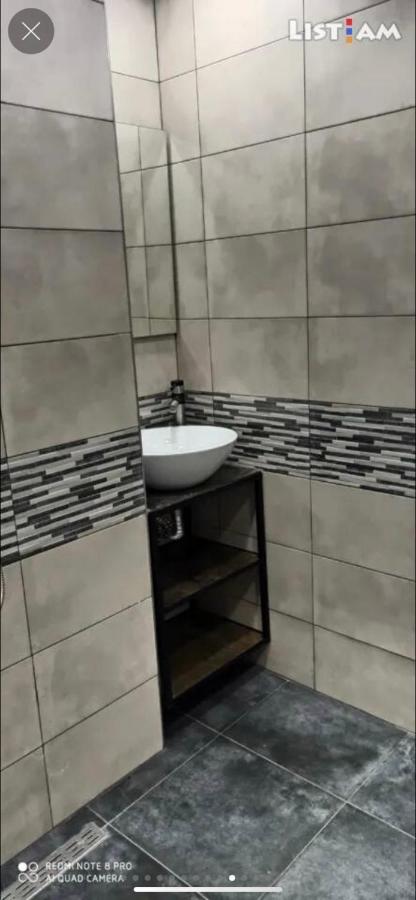 One Central Apartment Erivan Exterior foto
