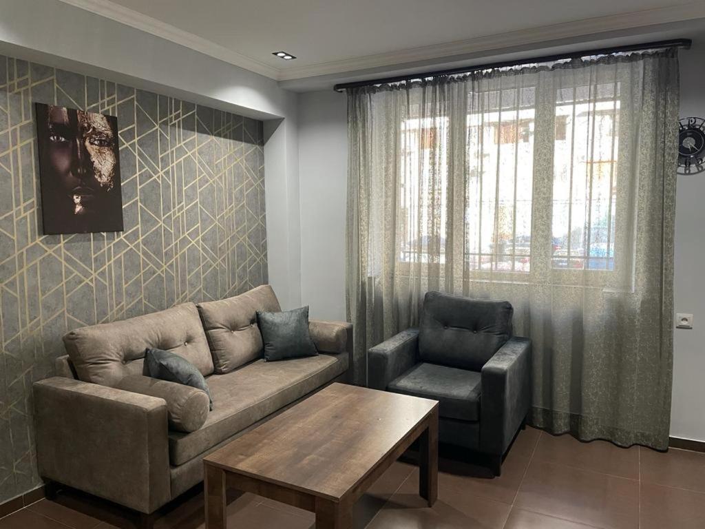 One Central Apartment Erivan Exterior foto