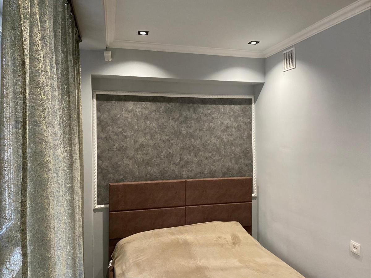 One Central Apartment Erivan Exterior foto