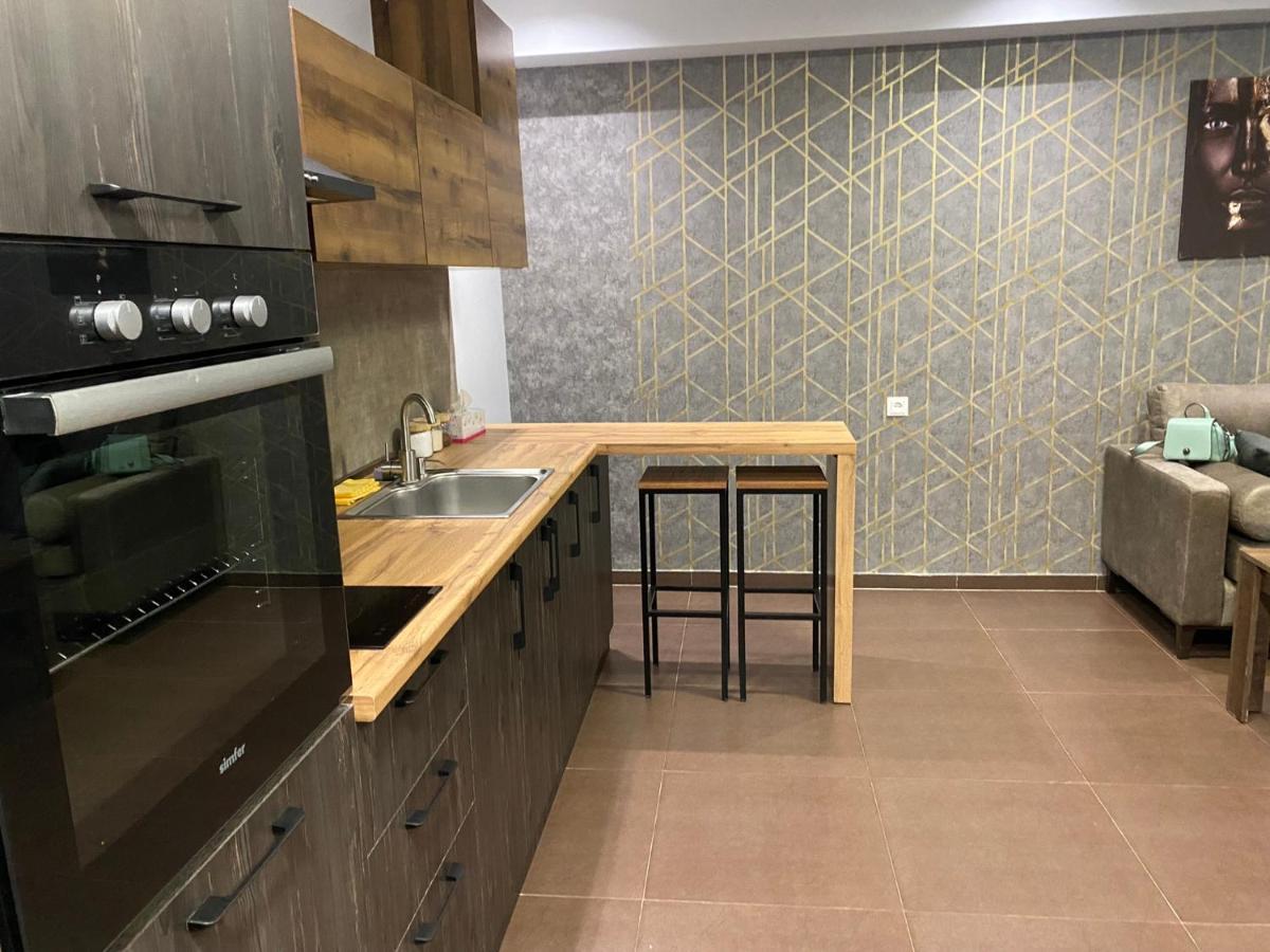 One Central Apartment Erivan Exterior foto